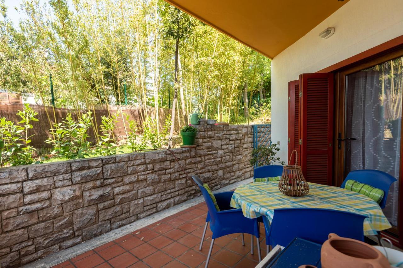 Apartment Anna Pula Bagian luar foto